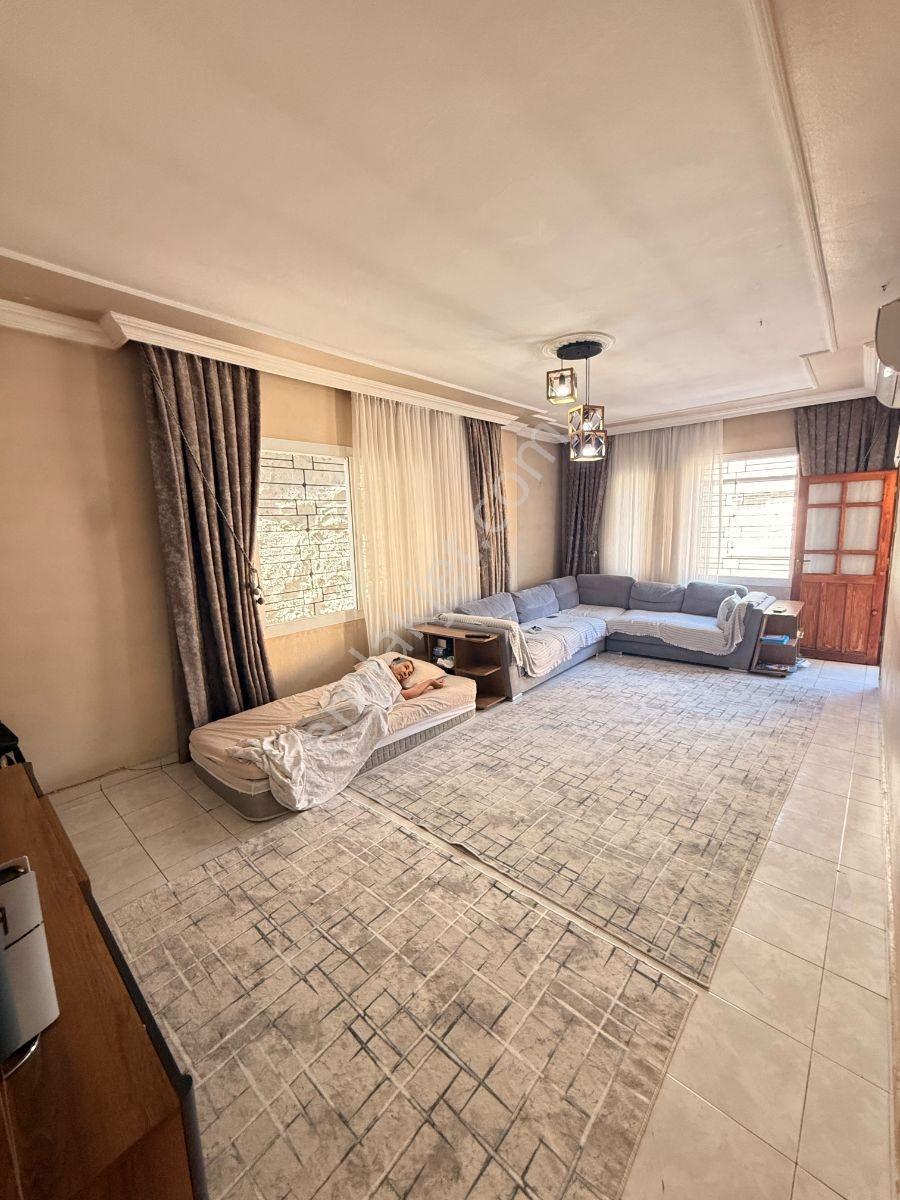 Güneş Mahallesi 3 Katlı Siteler Karakol Yakını 3 Daire 200 M2 - Görsel 8