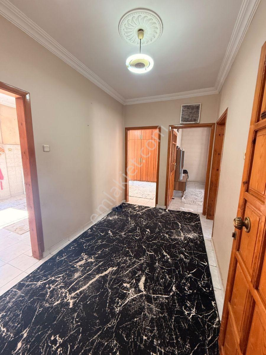 Güneş Mahallesi 3 Katlı Siteler Karakol Yakını 3 Daire 200 M2 - Görsel 21