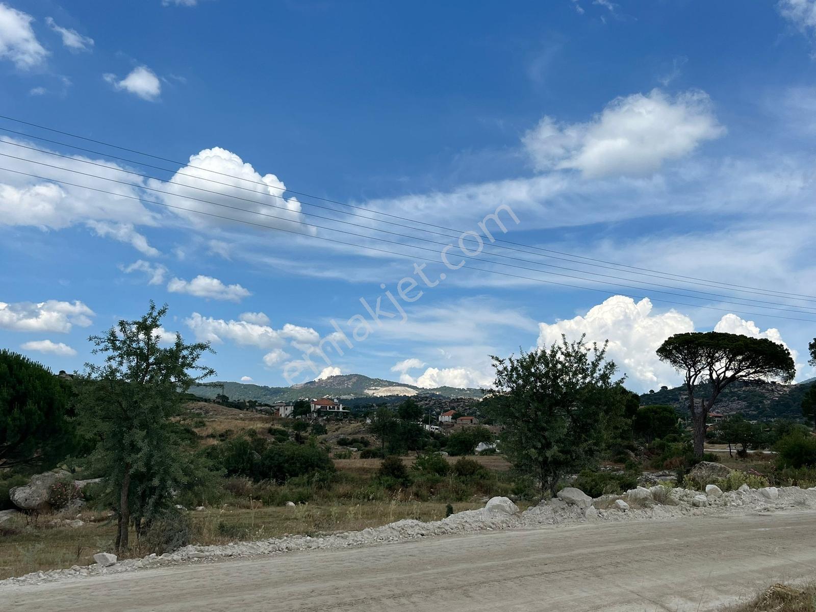 Milas Akkovanlık'ta | Yüksek Potansiyelli Köşe Parsel | 1.587 M² - Görsel 2