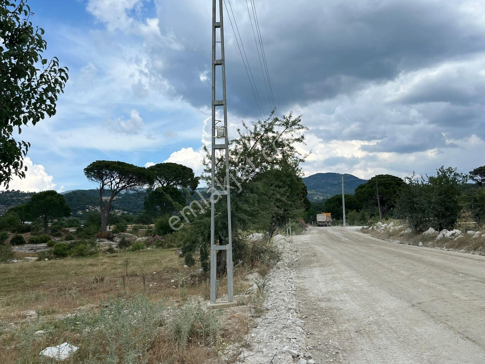 Milas Akkovanlık'ta | Yüksek Potansiyelli Köşe Parsel | 1.587 M² - Görsel 15