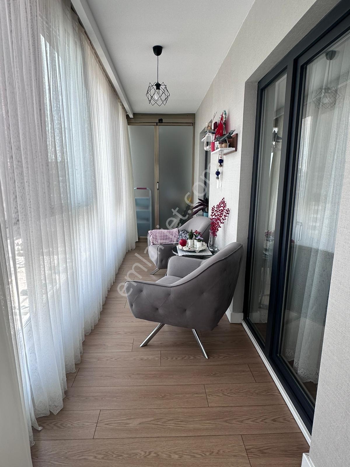 Eryaman'da Prestijli Sitede Peyzaj Ve Havuz Manzaralı Lüks 3+1 - Görsel 8