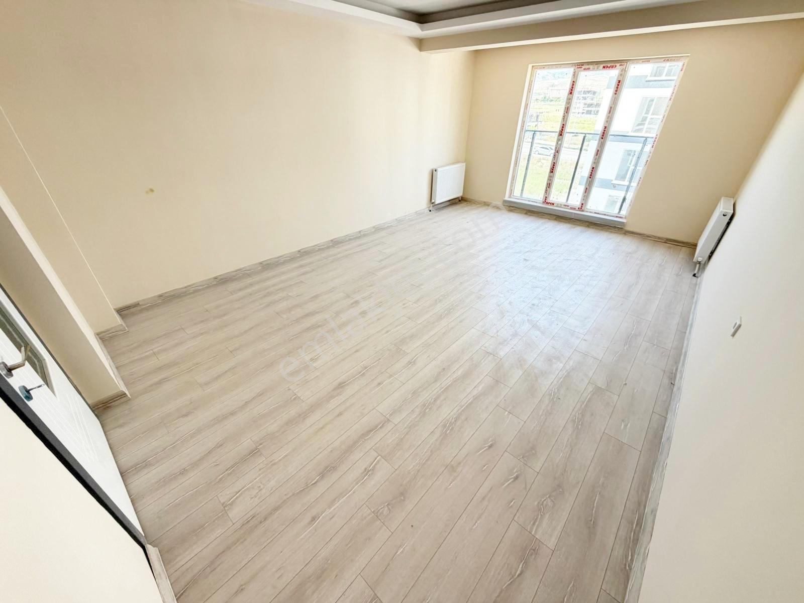 %80 Kredi Sıfır Terasbalkon Arakat Öncephe Cambalkonlu 135m² 3+1 - Görsel 15