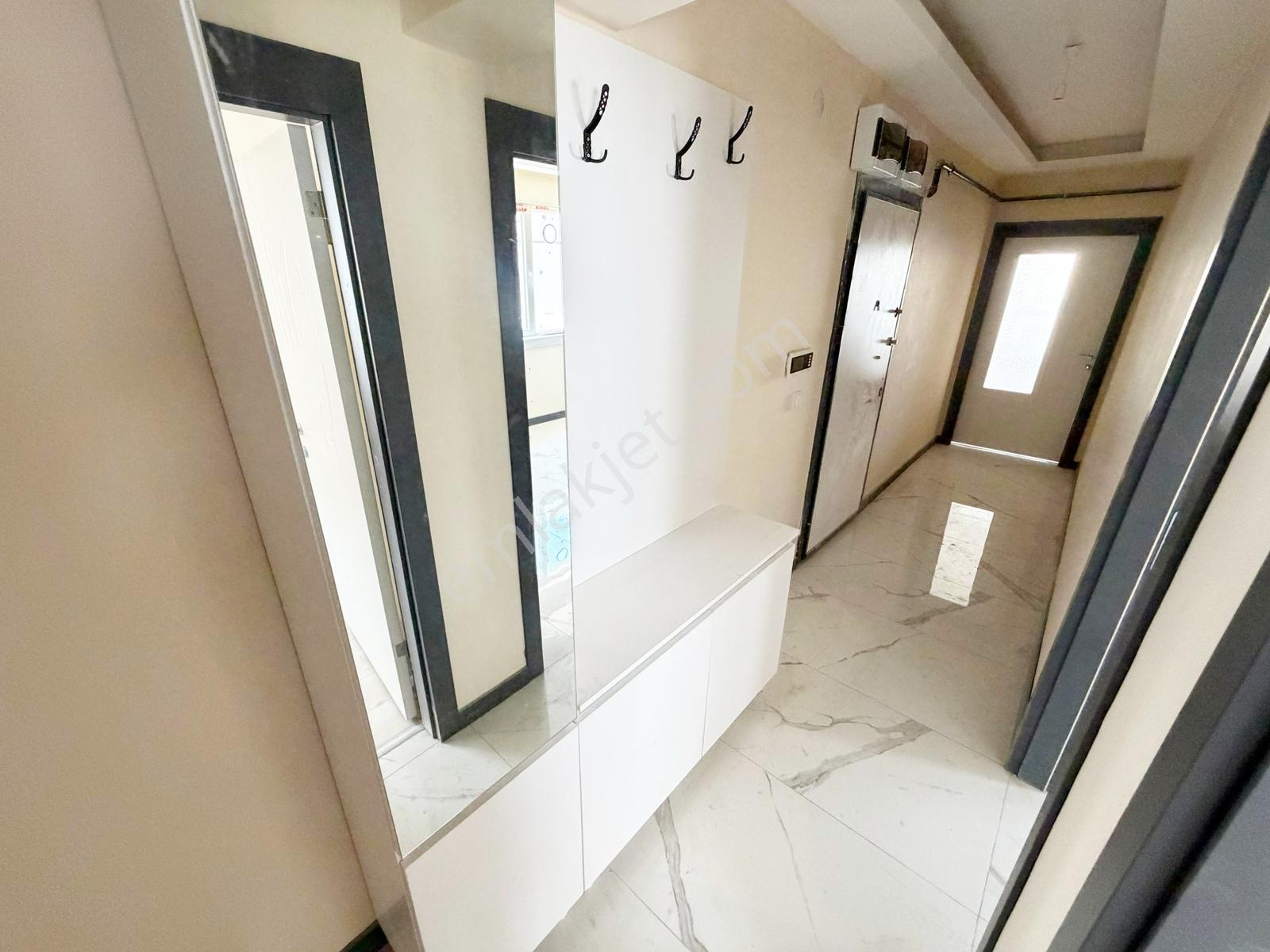 %80 Kredi Sıfır Terasbalkon Arakat Öncephe Cambalkonlu 135m² 3+1 - Görsel 33