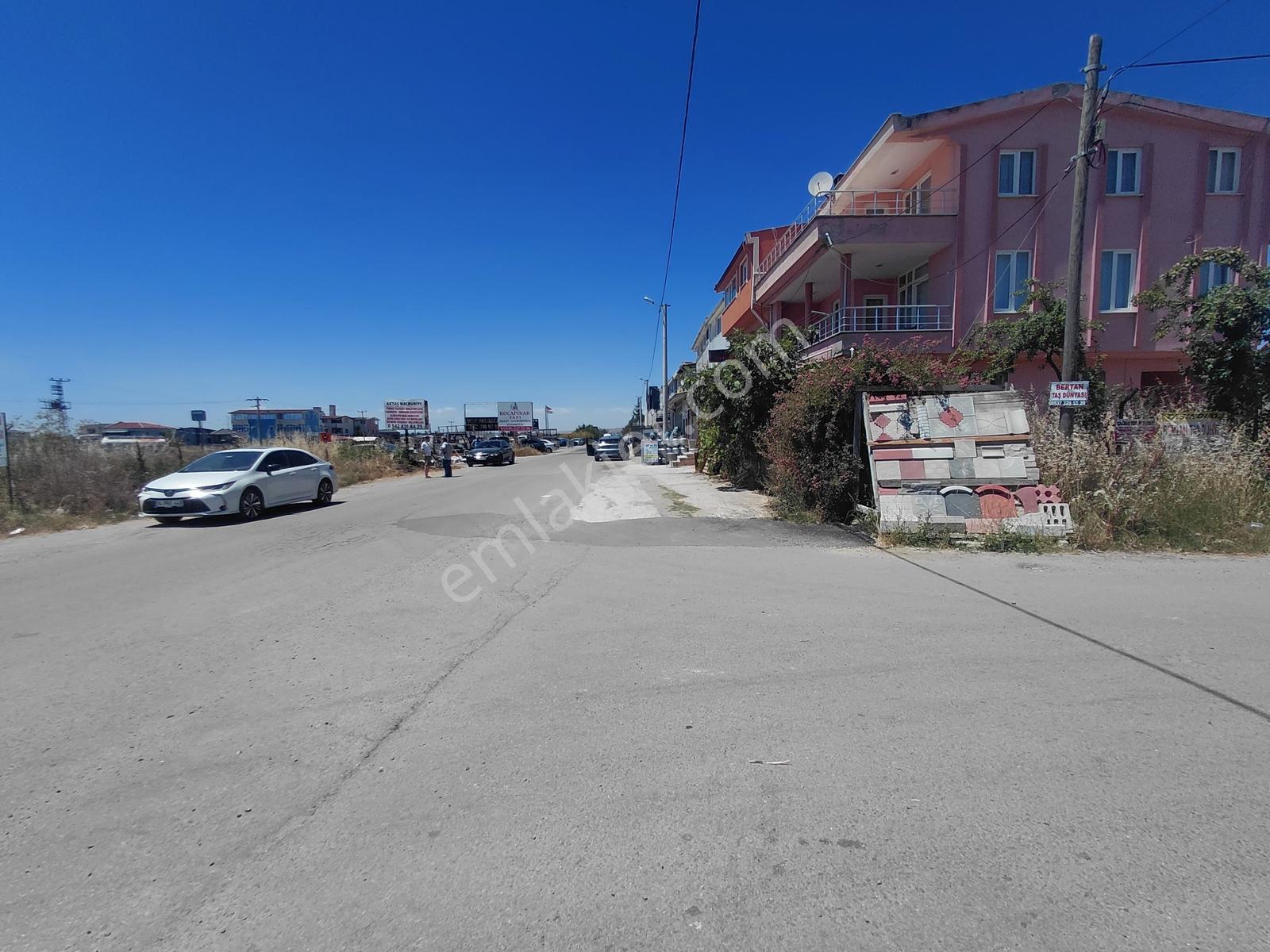 Re/max Kıyı'dan Çift Parsel Toplam 626m² Villa İmarlı Arsa - Görsel 12