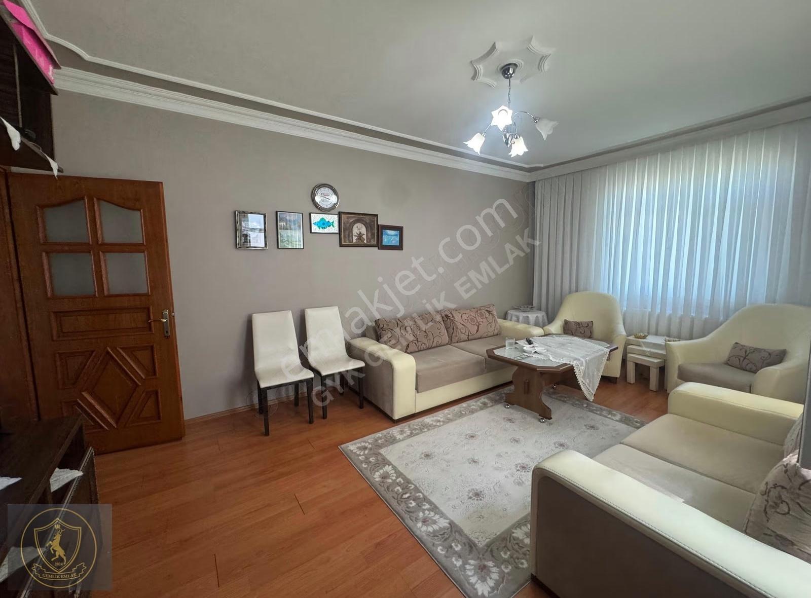 İznik Gölü Yakını, Gölyaka'da Bakımlı 3+1 Müstakil Ev - Görsel 15