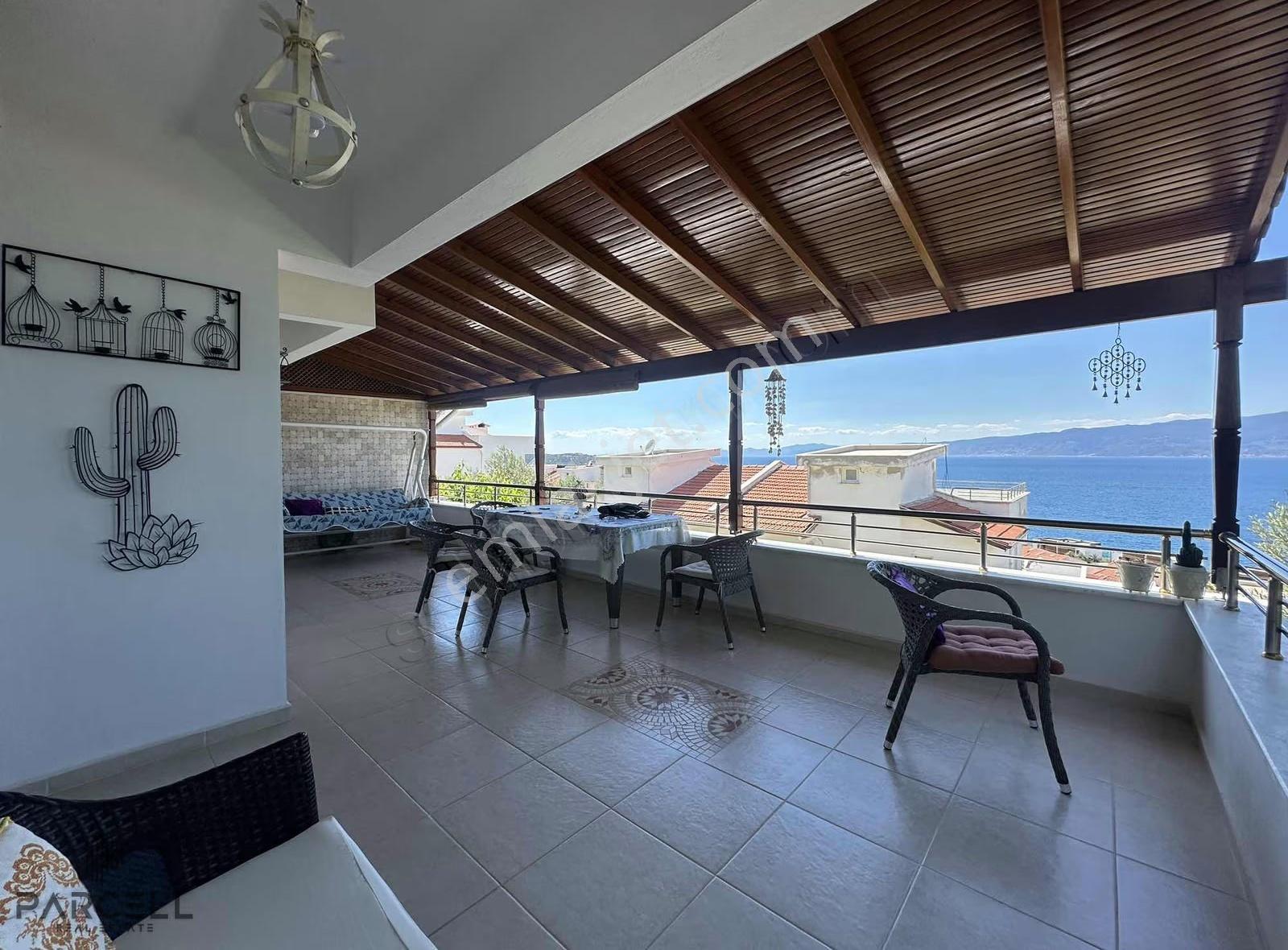 Pelitköyün Prestijli Sitesinde Eşsiz Deniz Manzaralı Lüks Villa - Görsel 3