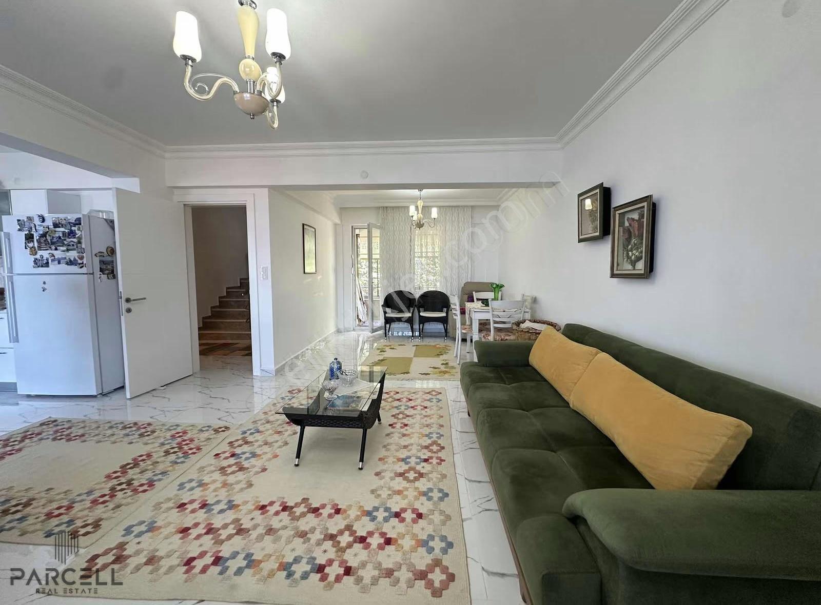Pelitköyün Prestijli Sitesinde Eşsiz Deniz Manzaralı Lüks Villa - Görsel 32
