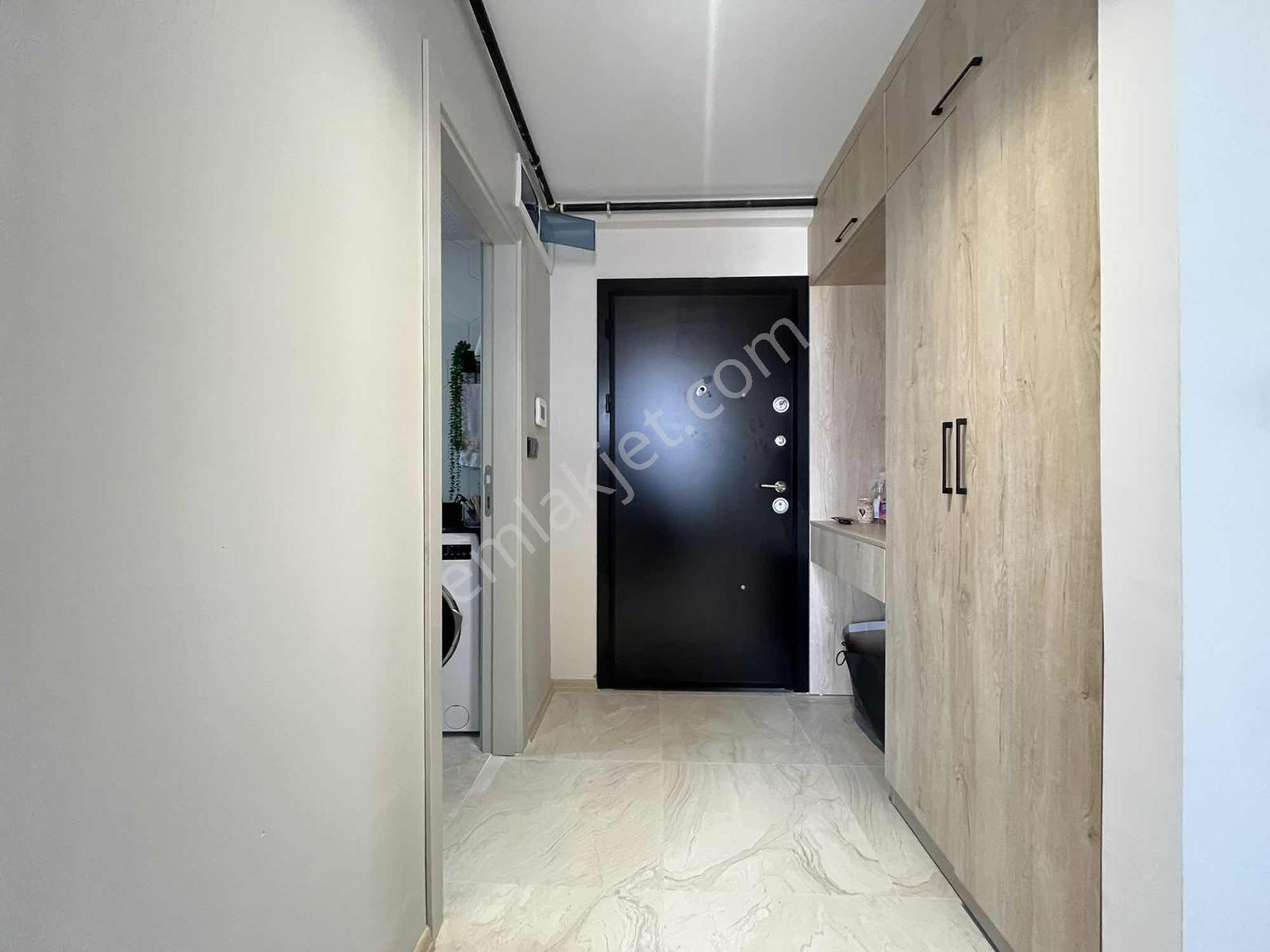 Çarşı Merkezde Kiralık Lüks 1+1 Eşyalı Daire - Görsel 15