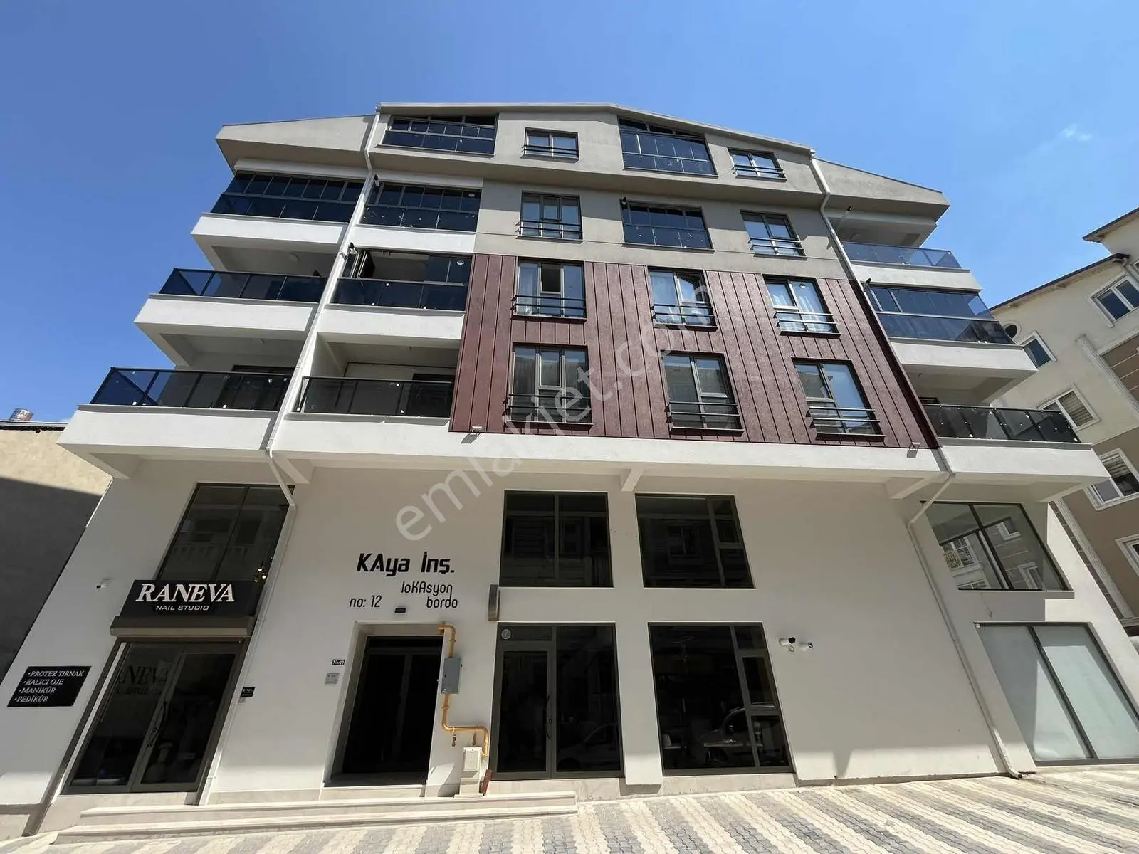 Çarşı Merkezde Kiralık Lüks 1+1 Eşyalı Daire - Görsel 2