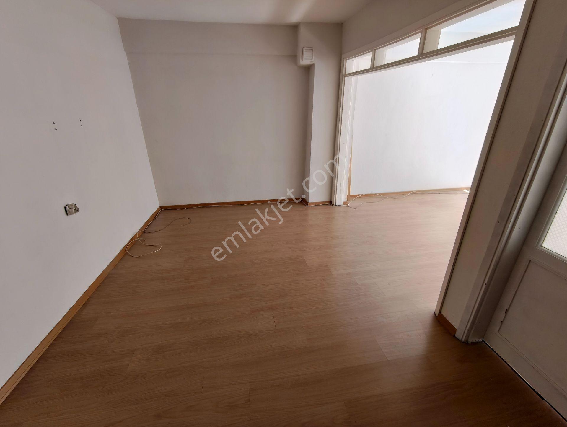 Muratpaşa Mahallesinde Kiralık 70 M2 Kombili 1+1 Daire - Görsel 4