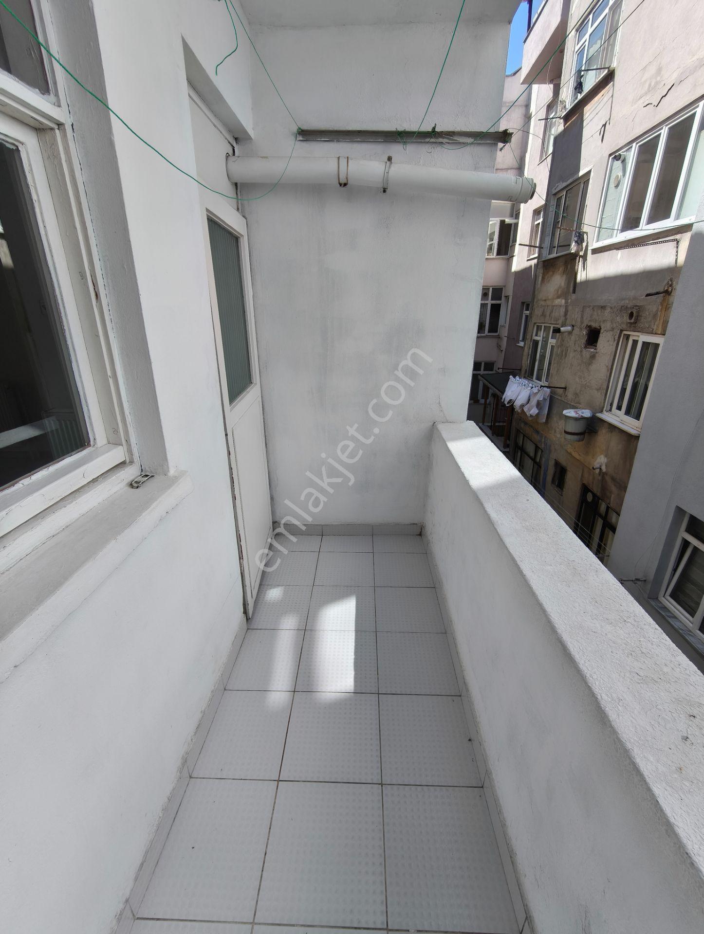 Muratpaşa Mahallesinde Kiralık 70 M2 Kombili 1+1 Daire - Görsel 15