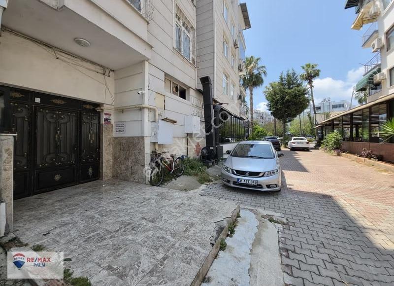 Remax Palm'den Sahile Yürüme Mesafesinde Eşyalı Kiralık 3+1 - Görsel 13