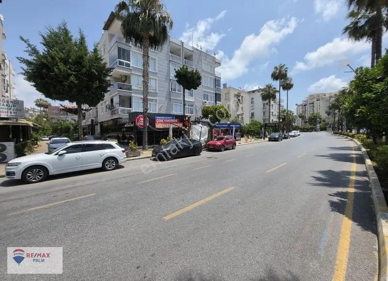 Remax Palm'den Sahile Yürüme Mesafesinde Eşyalı Kiralık 3+1 - Görsel 5