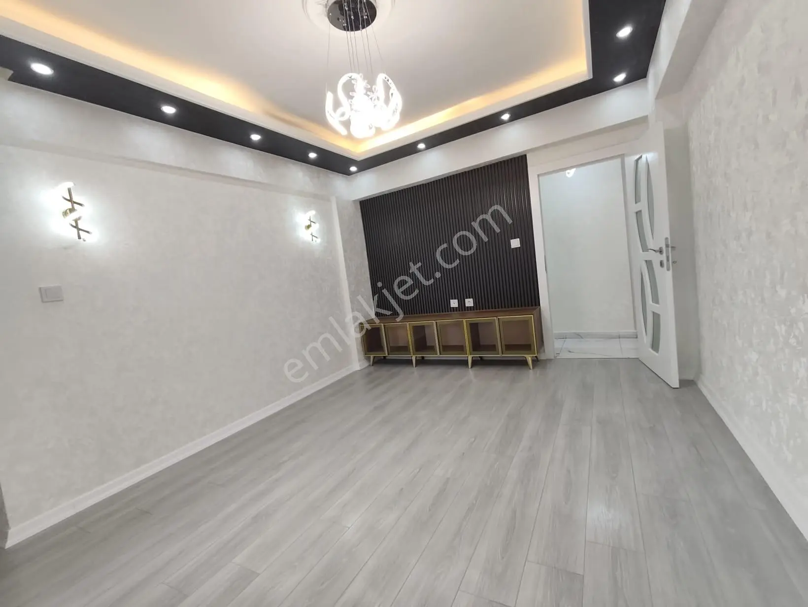 Yılmaz Gayrımenkulden Ultra Lüks Ful Yapılı Ara Kat Yuksek Gırıs Daire - Görsel 2