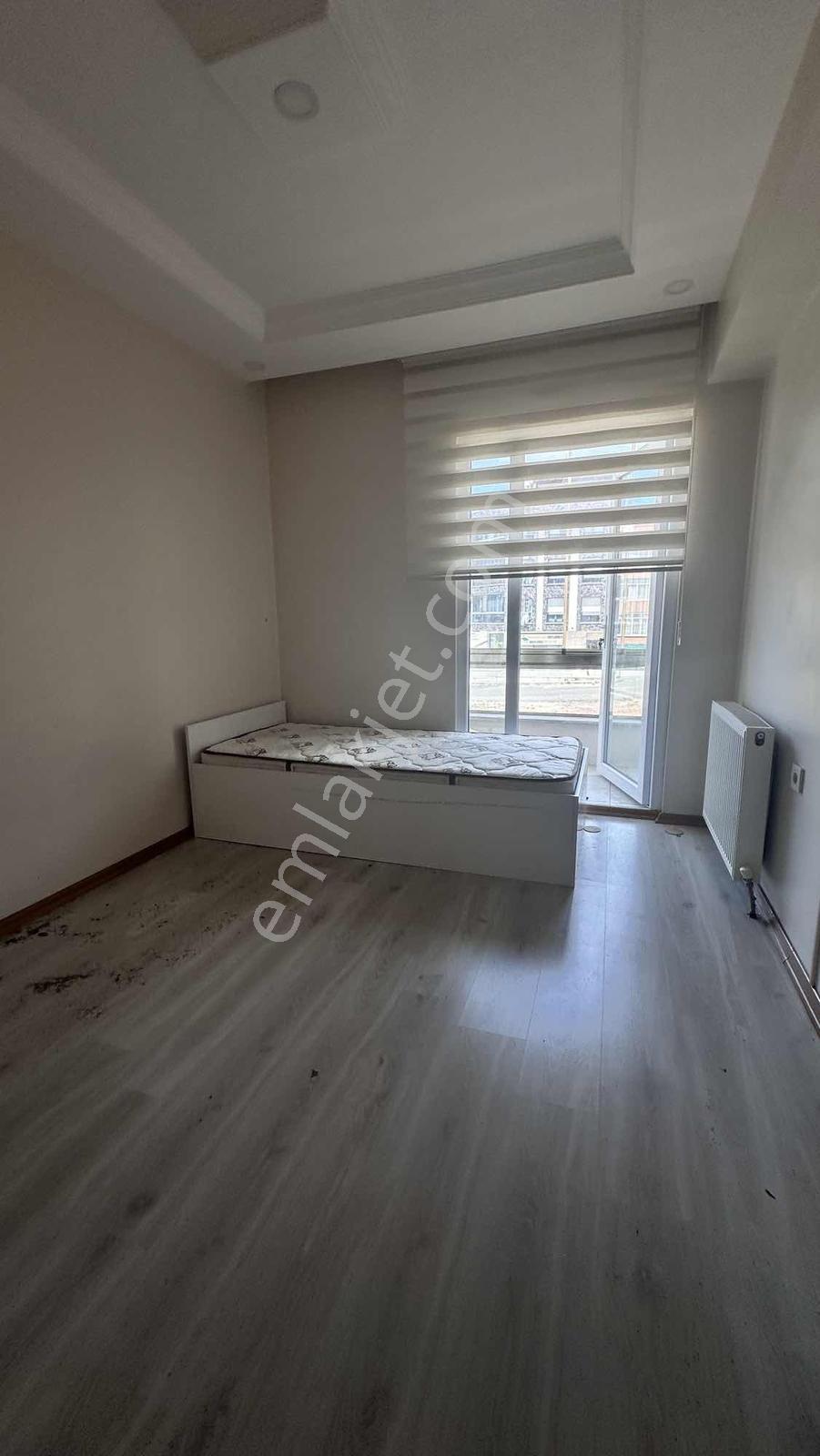İsmet Paşa Bulvarı Üzrinde 2+1 Kiralık Daire - Görsel 14