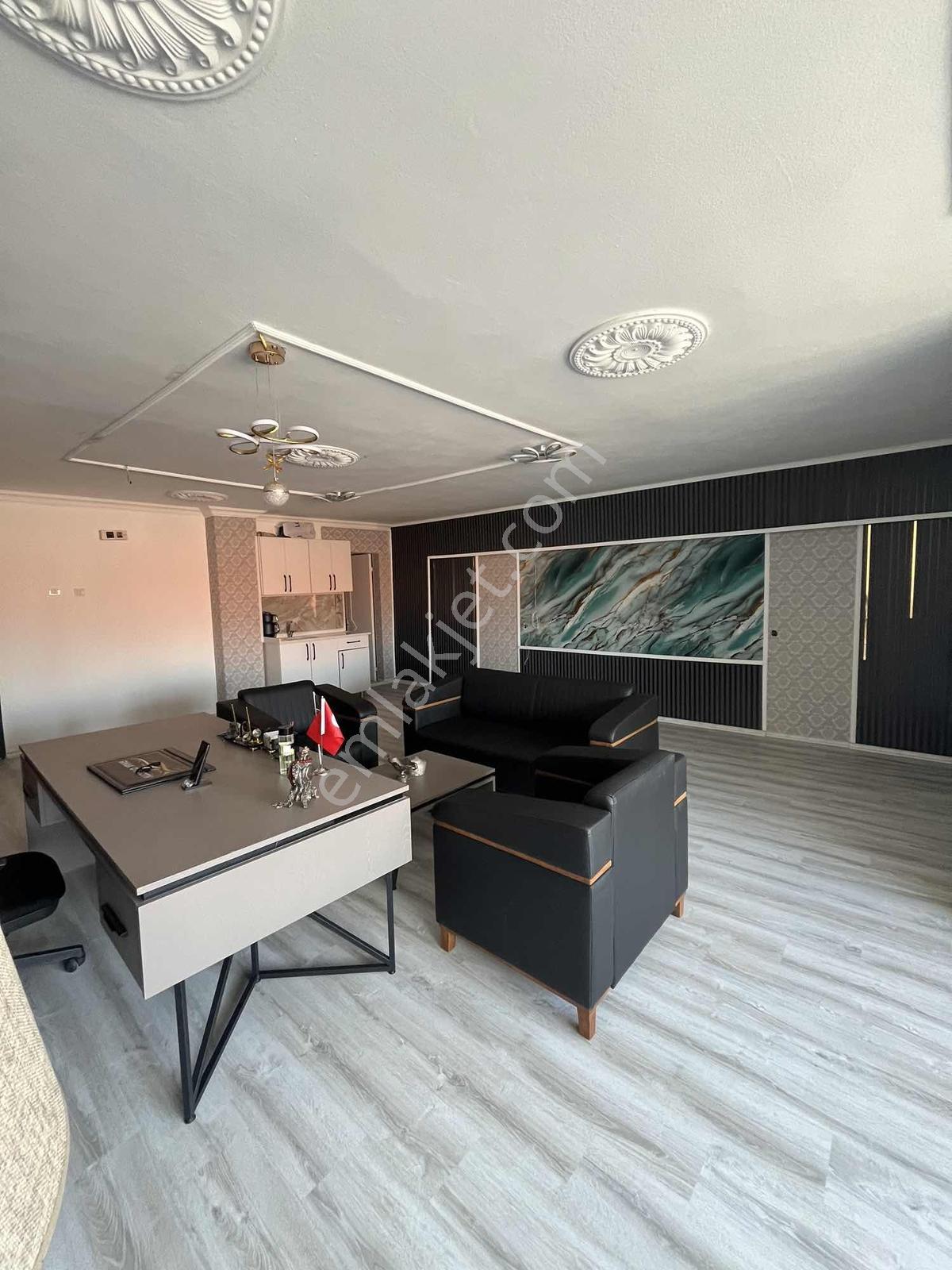 Konak Tepecik'de Hastaneler Yakını 65m2 Eşyalı Kiralık Ofis - Görsel 17