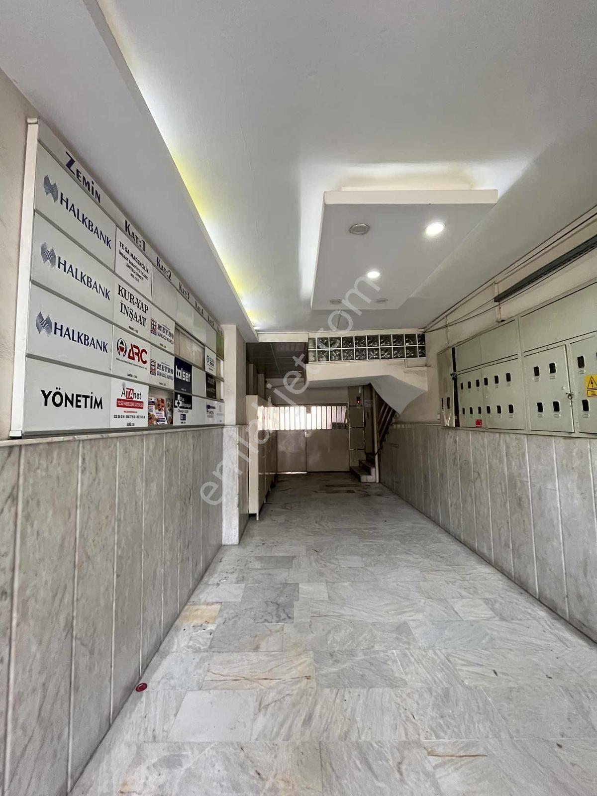 Konak Tepecik'de Hastaneler Yakını 65m2 Eşyalı Kiralık Ofis - Görsel 7