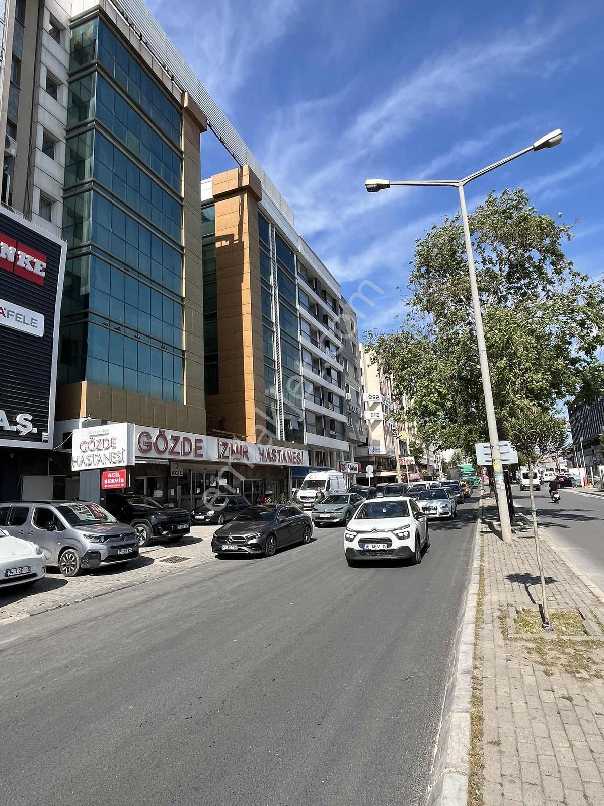 Konak Tepecik'de Hastaneler Yakını 65m2 Eşyalı Kiralık Ofis - Görsel 20