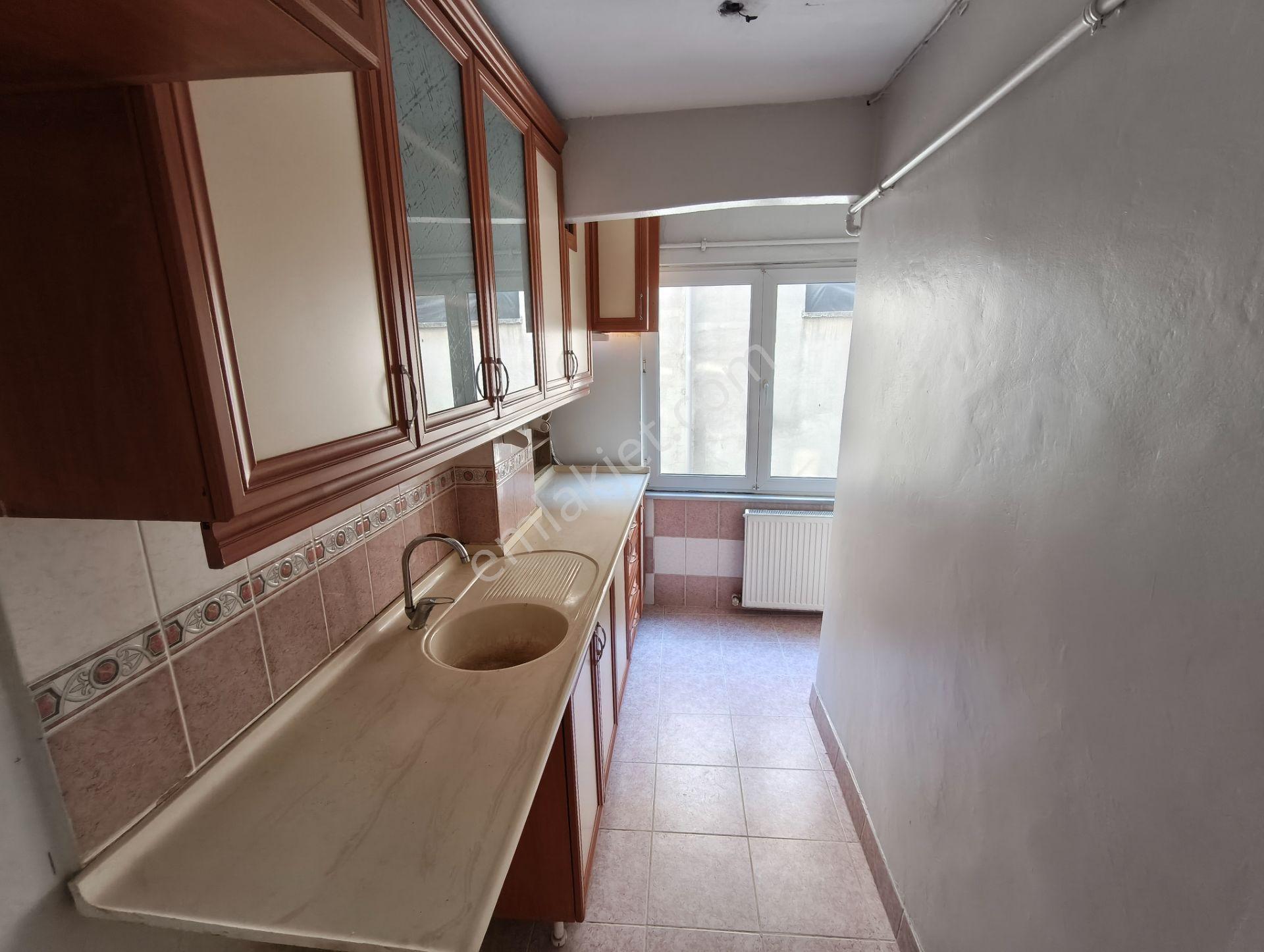 Balcıoğlundan Muratpaşa Mahallesinde Kiralık Arakat 2+1 Daire - Görsel 8