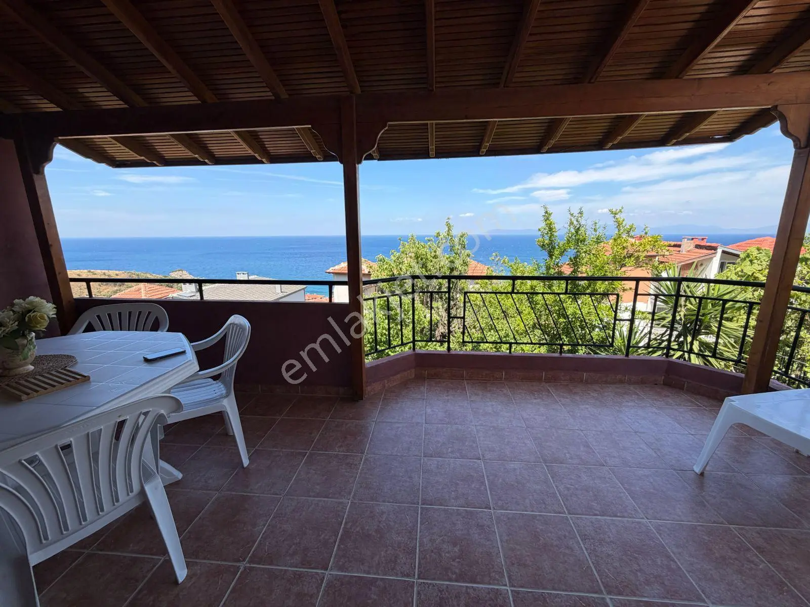 Seferihisar Site İçinde Panoramik Deniz Manzaralı, Bahçeli Ve Eşyalı 5+1 Villa - Görsel 5