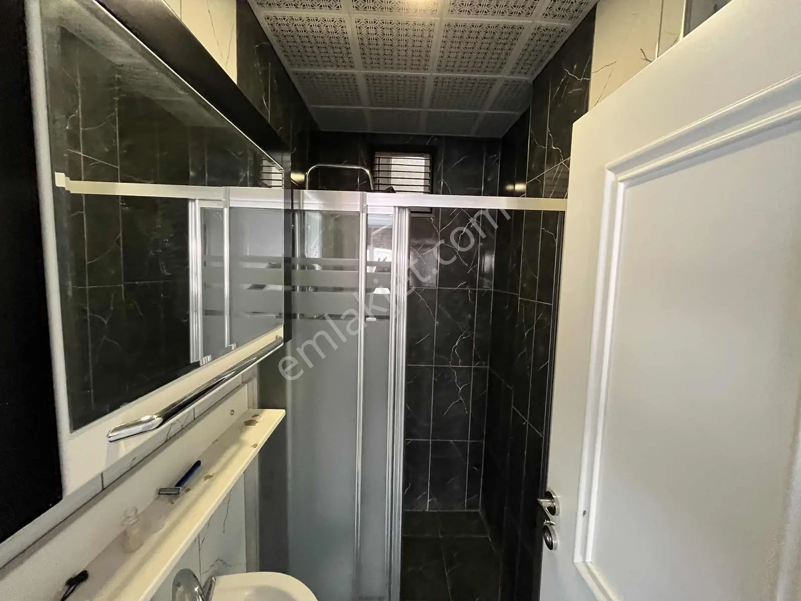 Kızılay Mahallesi Sümer 1 Sokak 4+1 180 M2 Satılık Daire