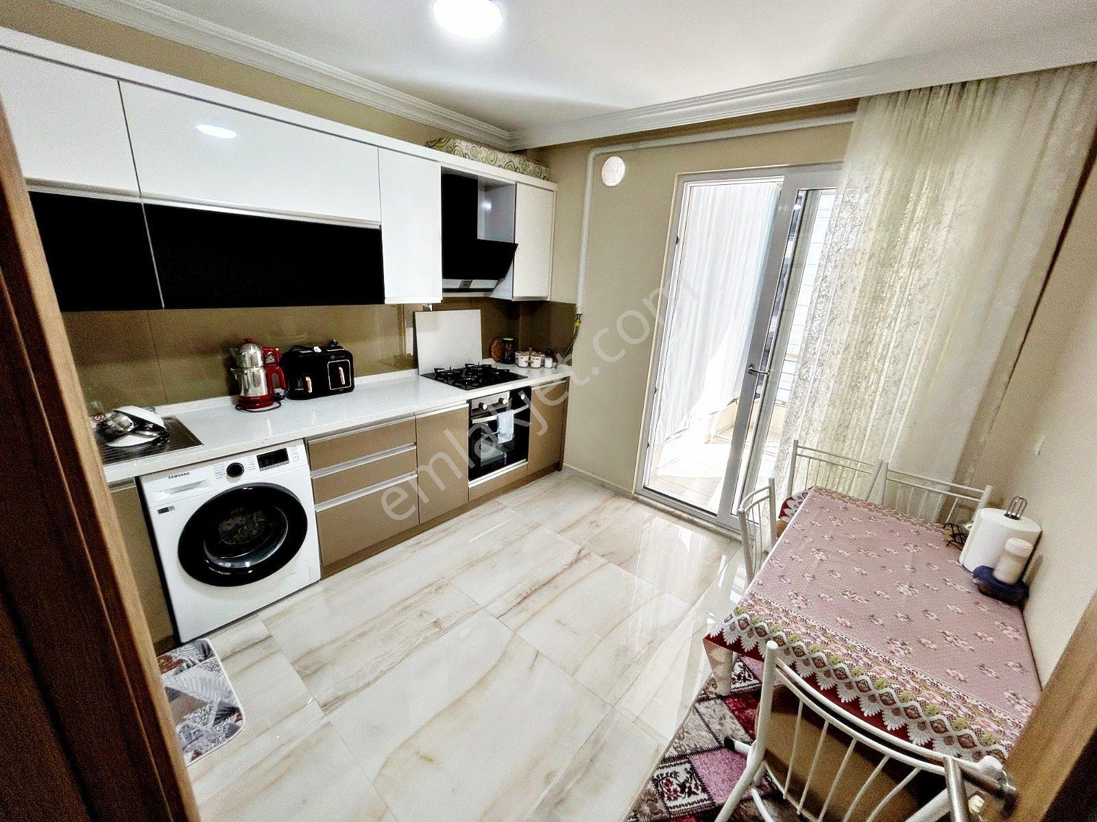 Aktif'ten Akçay'da Satılık Dağ Manzaralı Çift Balkonlu Arakat Kombili 2+1daire - Görsel 8