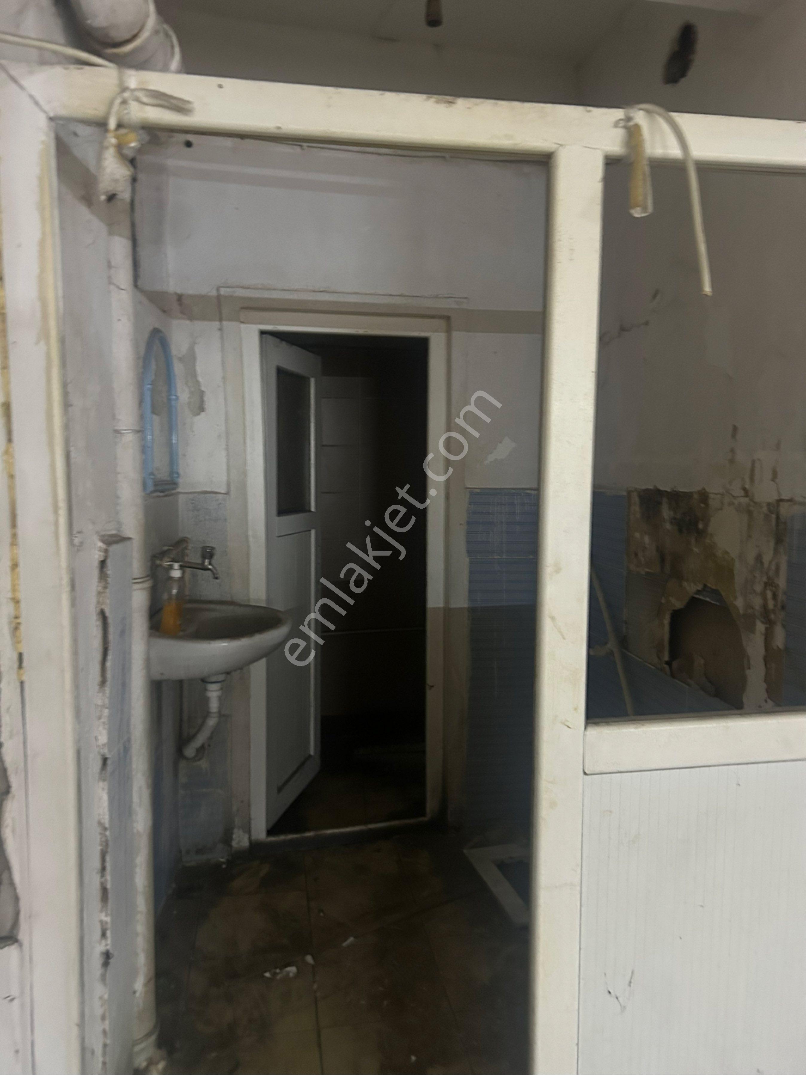 İşinize Uygun! 240 M² Kullanım Alanlı, Merkezi Konumlu Depo / Atölye - Görsel 11