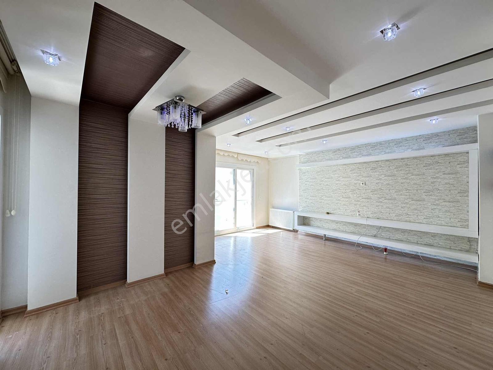 Yaşar Doğu Bim Karşısı 3+1 Site İçi Doğalgazlı Temiz Daire - Görsel 32