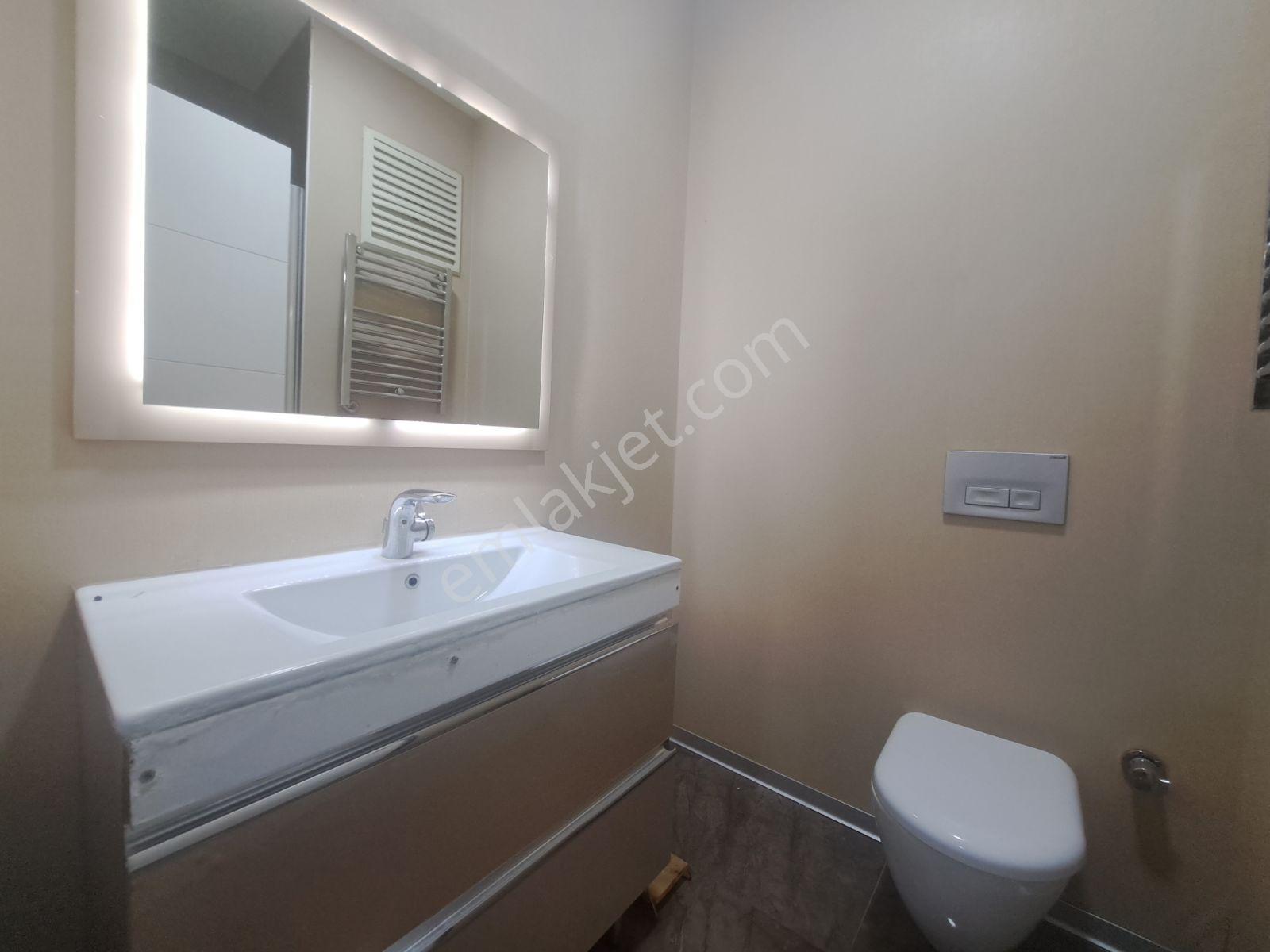 Küçükçekmece Atatürk Mh., Quality Residence'de Kiralık Lüks 1+1 - Görsel 7