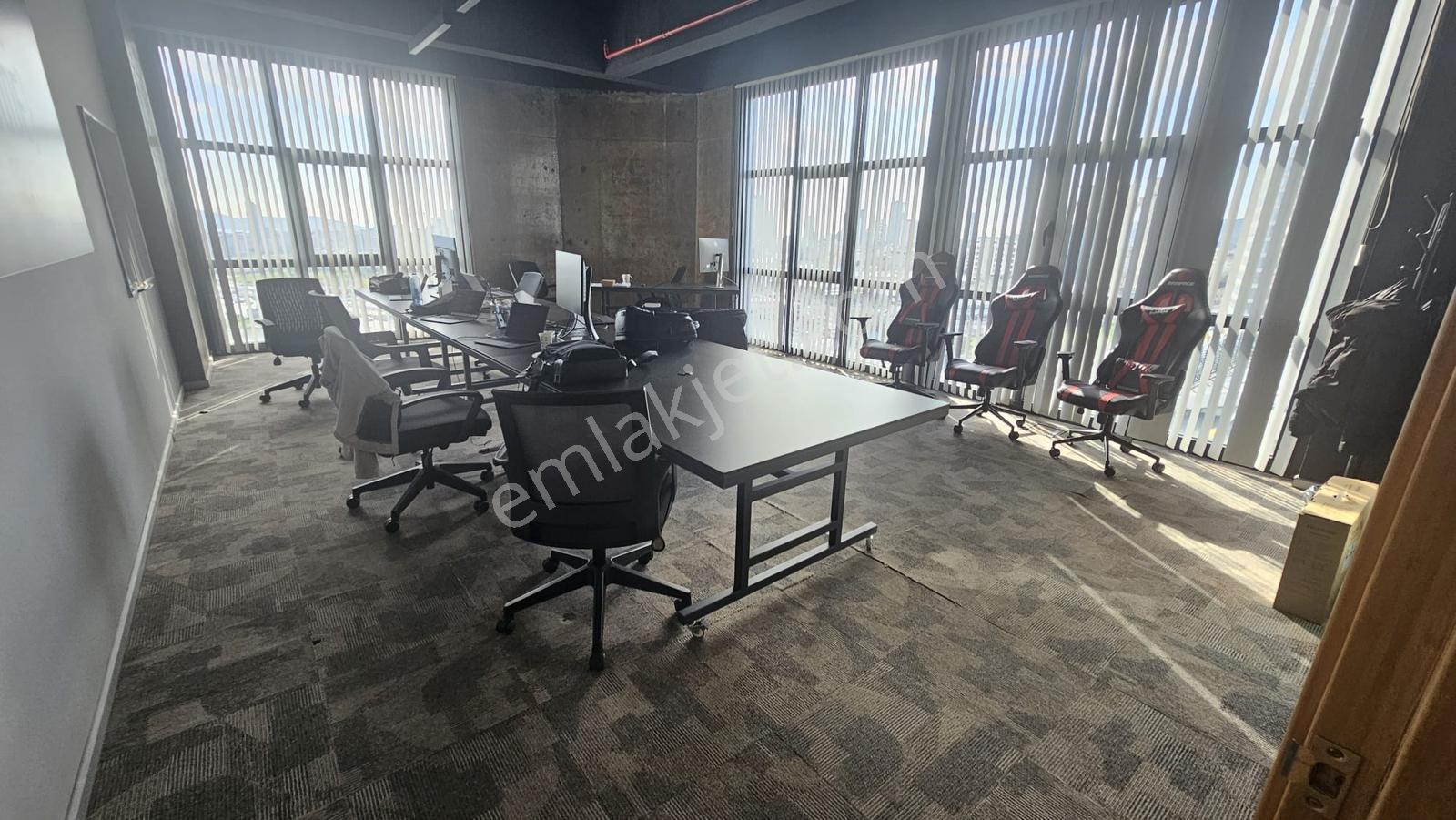 Sinan Tekin'den Kartal Metro Çıkışında 350 M2 Mükemmel Ofis - Görsel 16