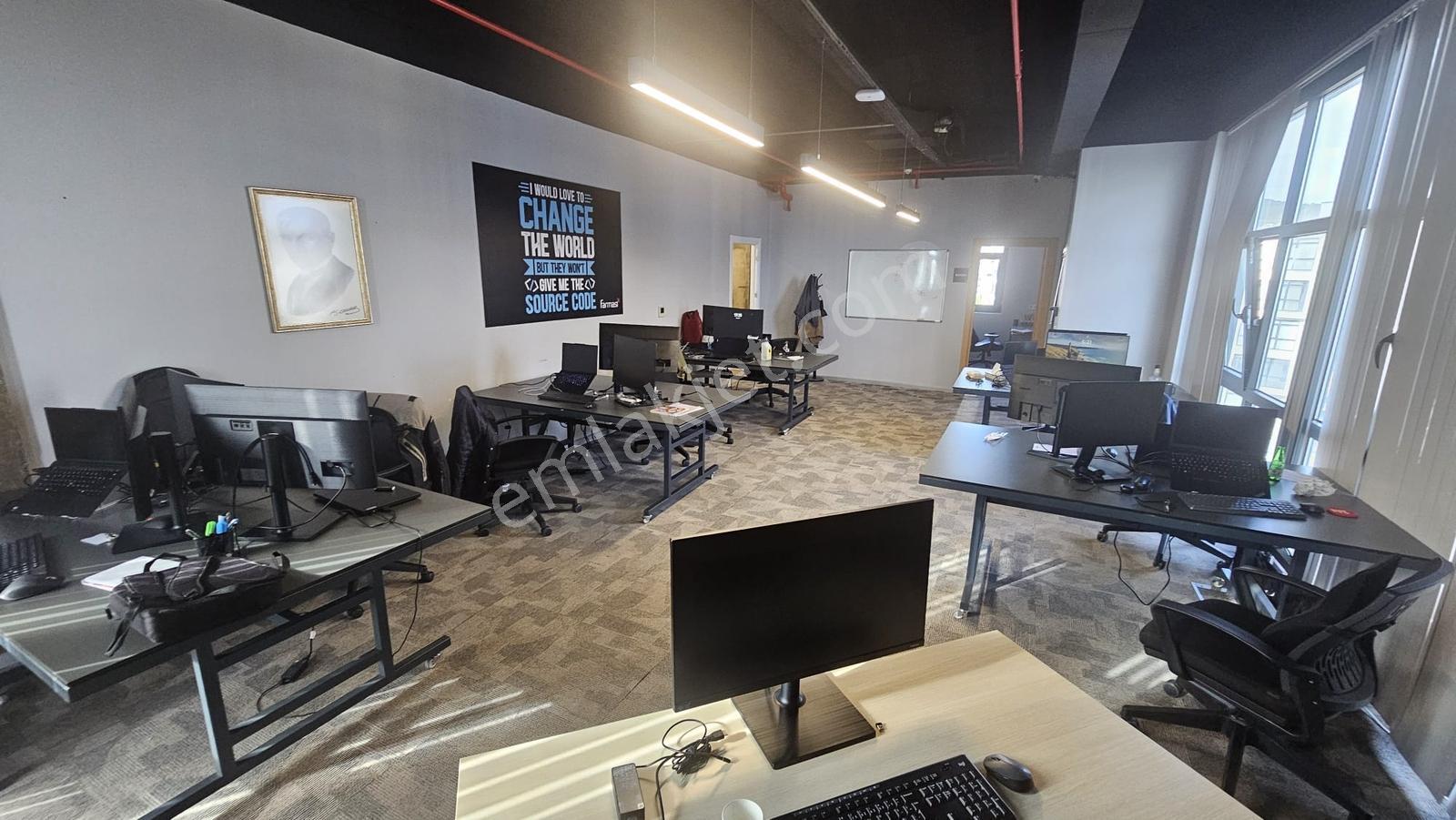 Sinan Tekin'den Kartal Metro Çıkışında 350 M2 Mükemmel Ofis - Görsel 11