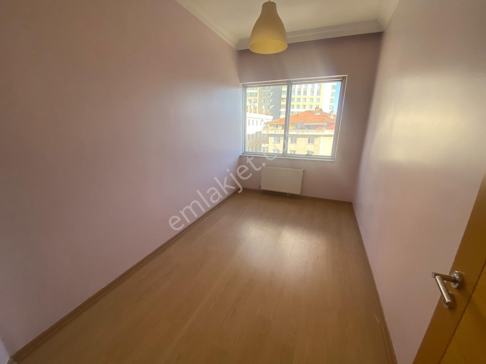 İbar Emlaktan Küçukyalı Caddede Kiralık 3+2 Daire - Görsel 23
