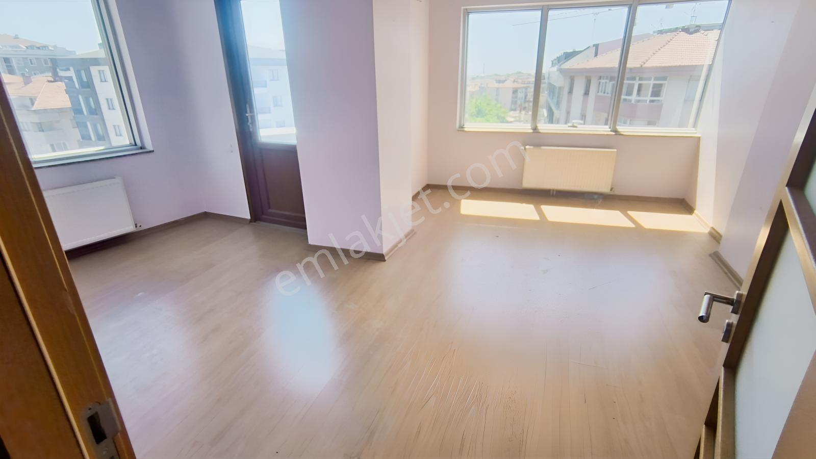 İbar Emlaktan Küçukyalı Caddede Kiralık 3+2 Daire - Görsel 11