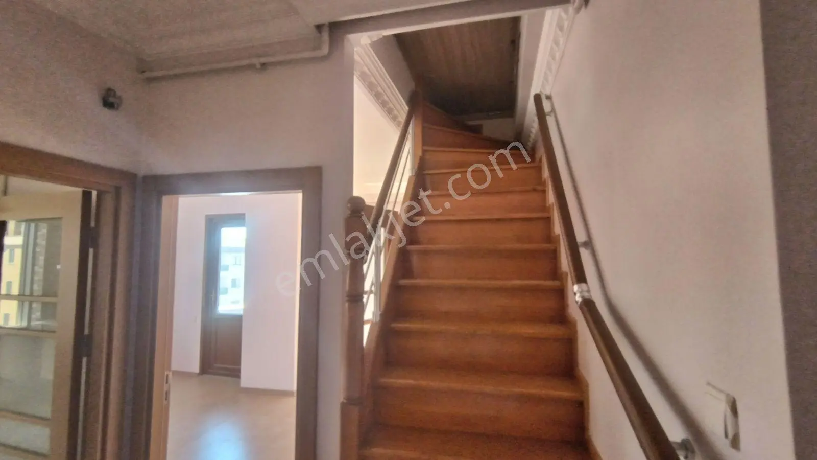 İbar Emlaktan Küçukyalı Caddede Kiralık 3+2 Daire - Görsel 5