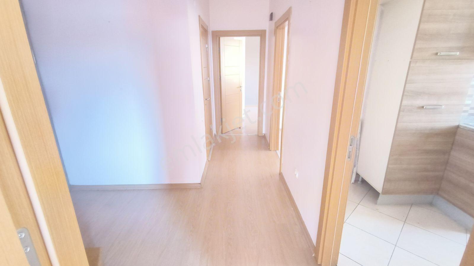 İbar Emlaktan Küçukyalı Caddede Kiralık 3+2 Daire - Görsel 19