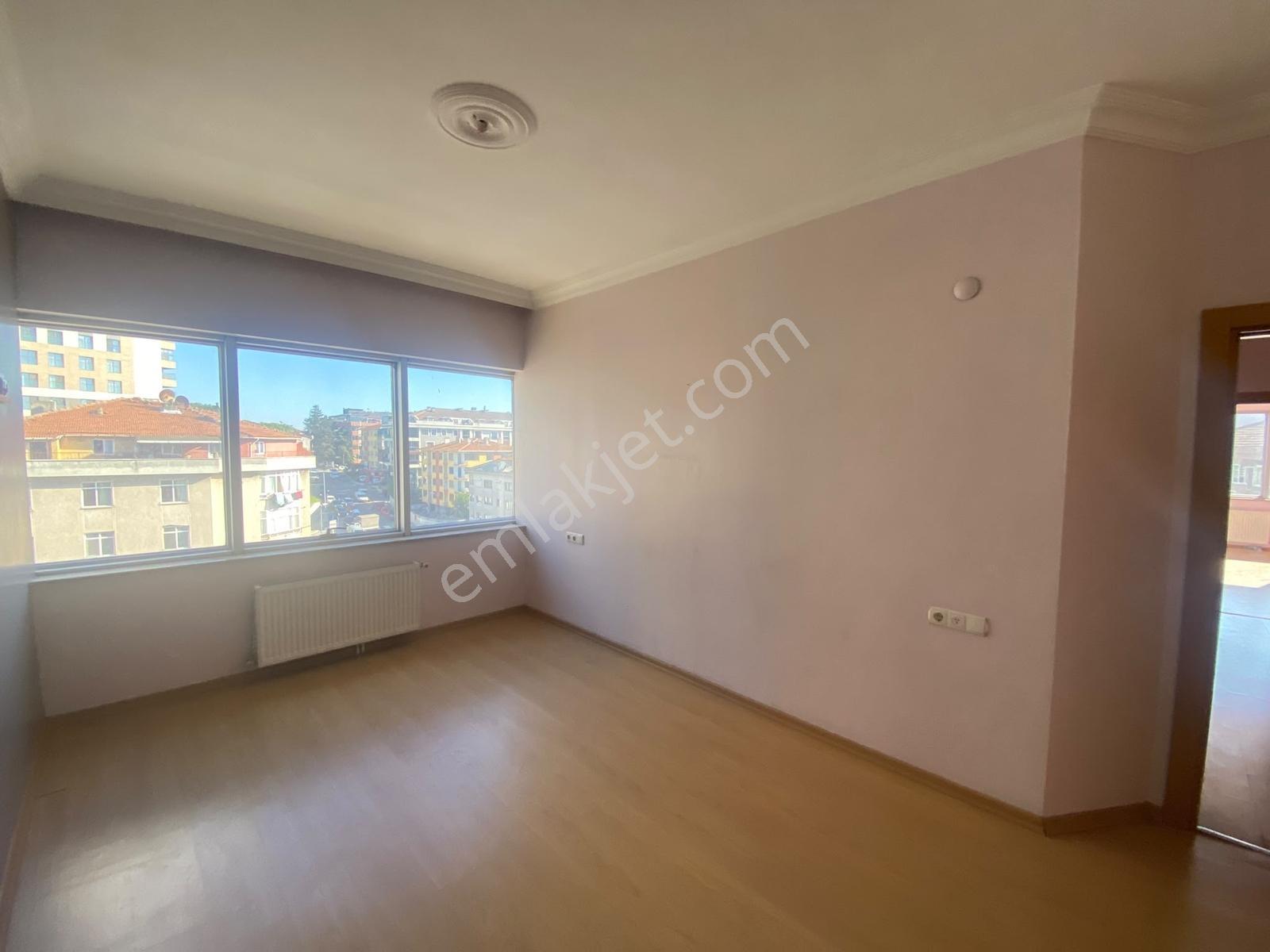 İbar Emlaktan Küçukyalı Caddede Kiralık 3+2 Daire - Görsel 27
