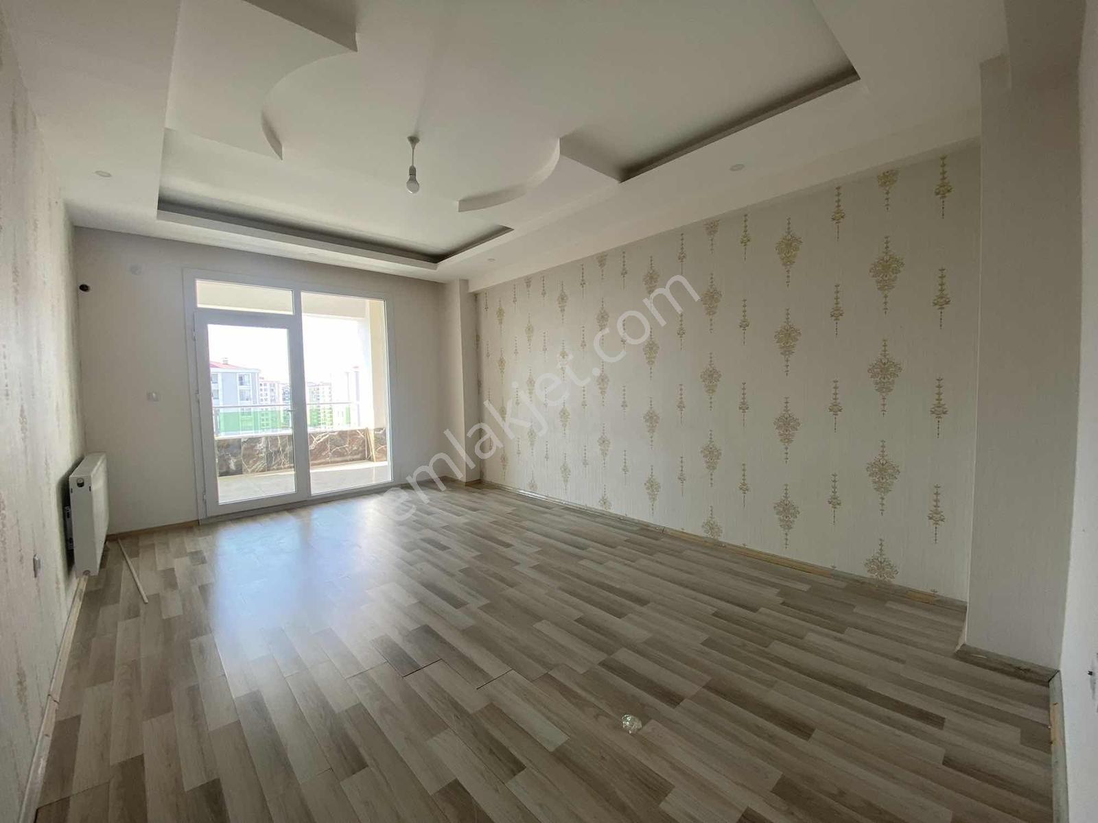 Stadyum Yolu Üzeri Satılık 4,5+1 Daire - Görsel 18