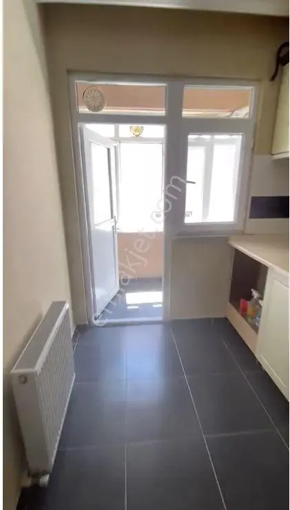 Çerkezköy Fevzipaşa'da Merkezi Kiralık 2+1 Daire - Görsel 5
