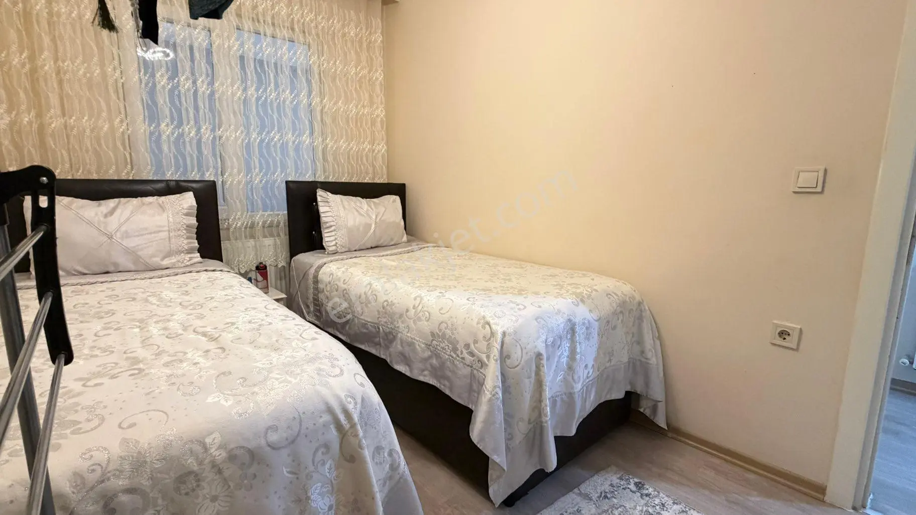 Dialog Leo’dan Satılık 2+1 Arakat Kapalı Otoparklı Bakımlı Daire - Görsel 5