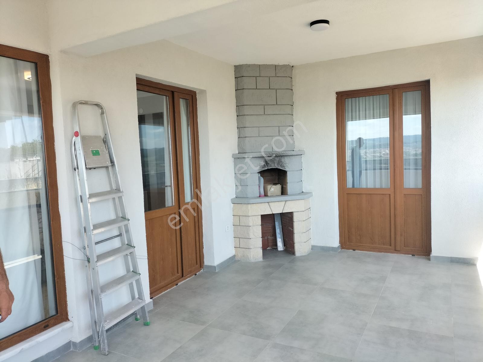 Çavuşta Süper Manzaralı Ve Dekorasyonlu 425m2 6+2 Satılık Villa - Görsel 31