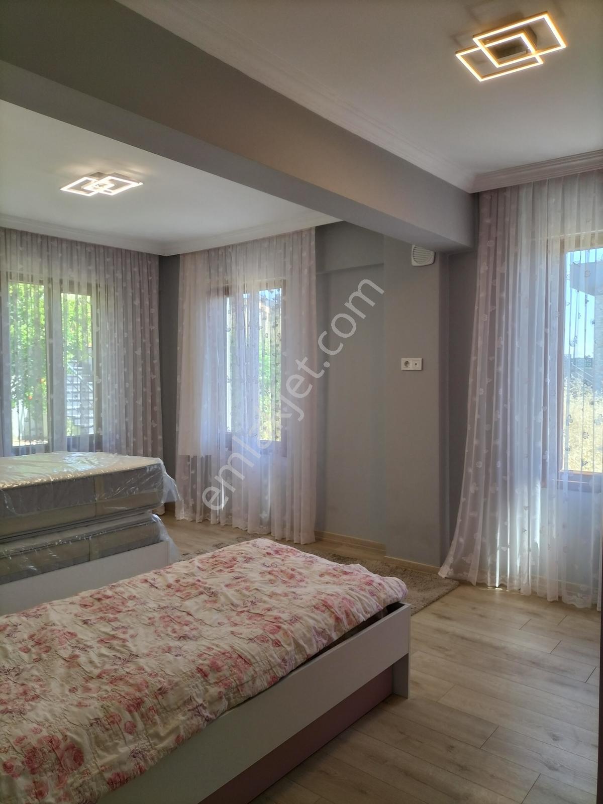 Çavuşta Süper Manzaralı Ve Dekorasyonlu 425m2 6+2 Satılık Villa - Görsel 20