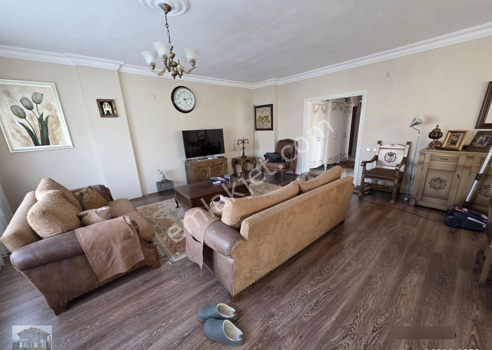 Apartment in İstanbul - Görünüm 3
