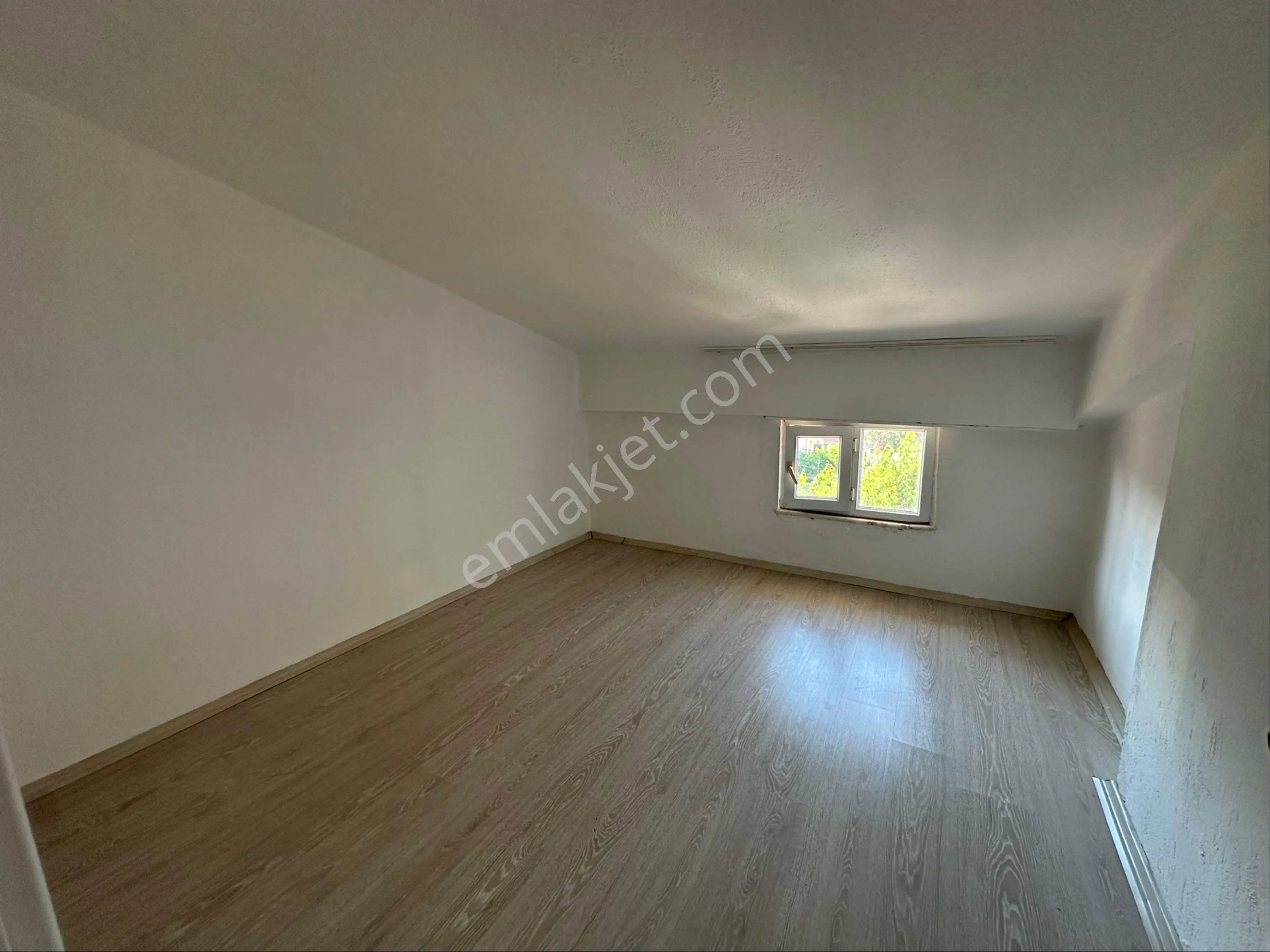 Yayla Mahallesinde 3+1 Geniş Kiralık Daire - Görsel 2