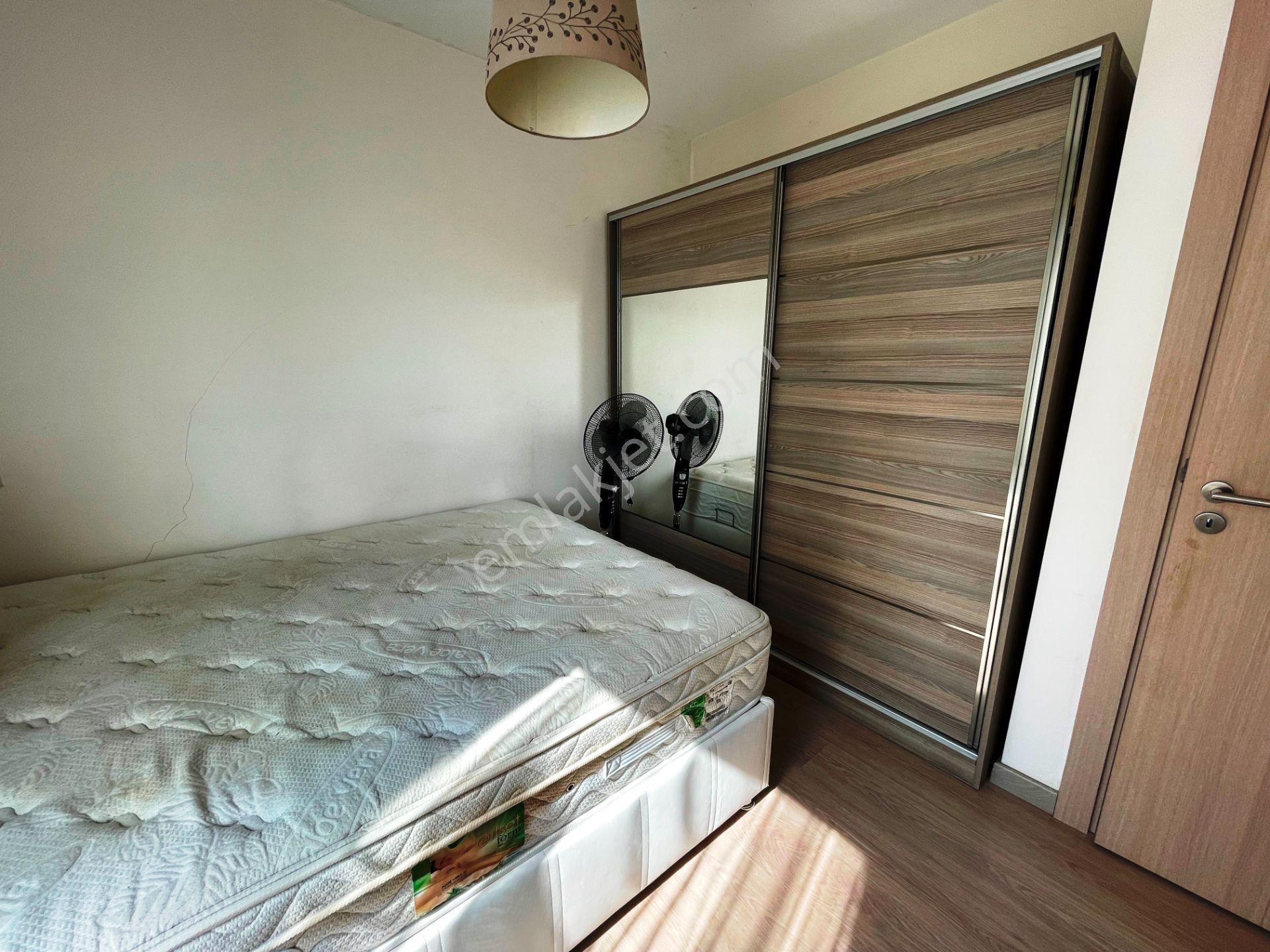 Kent Plus New Port 1.kat Mobilyalı Beyaz Eşyalı 63m2 Satılık 1+1 - Görsel 12