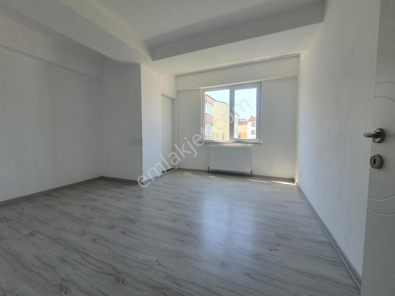 Kiralık - Ara Kat, Ön Cephe, Ebeveyn Banyolu Sıfır 3+1 - Görsel 14