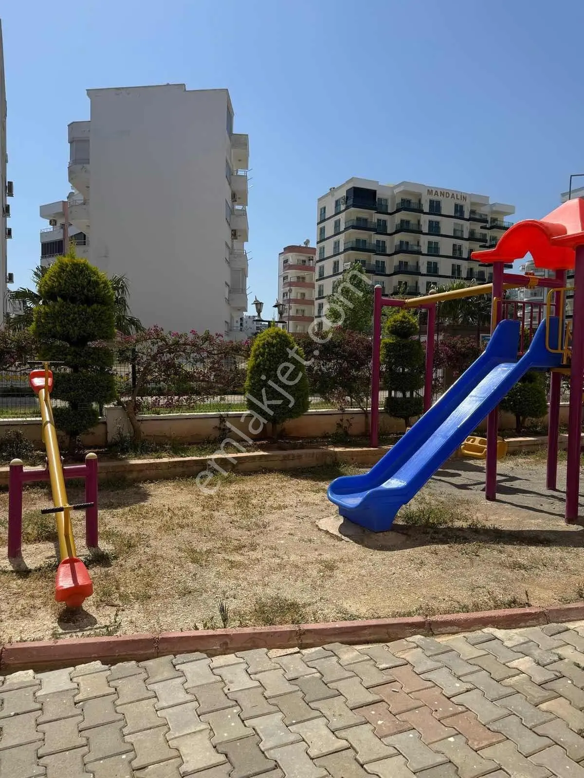 Cihan'dan Mersin Atakent'te Yıllık Kiralık 2 + 1 Eşyalı Daıre - Görsel 32