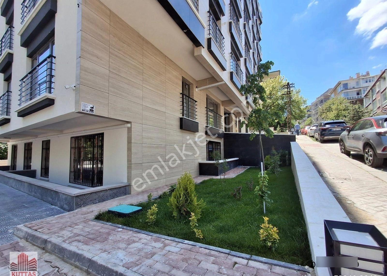Kuttaş'tan Bülbülderesi Caddesi 'nde 2+1 Sıfır Satılık Daire