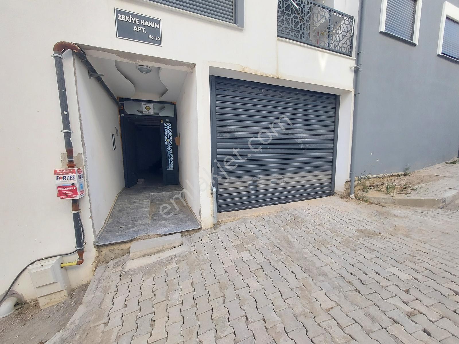 Seferihisar Hastane Yakını Kiralık 2+1 Daire !!! - Görsel 24