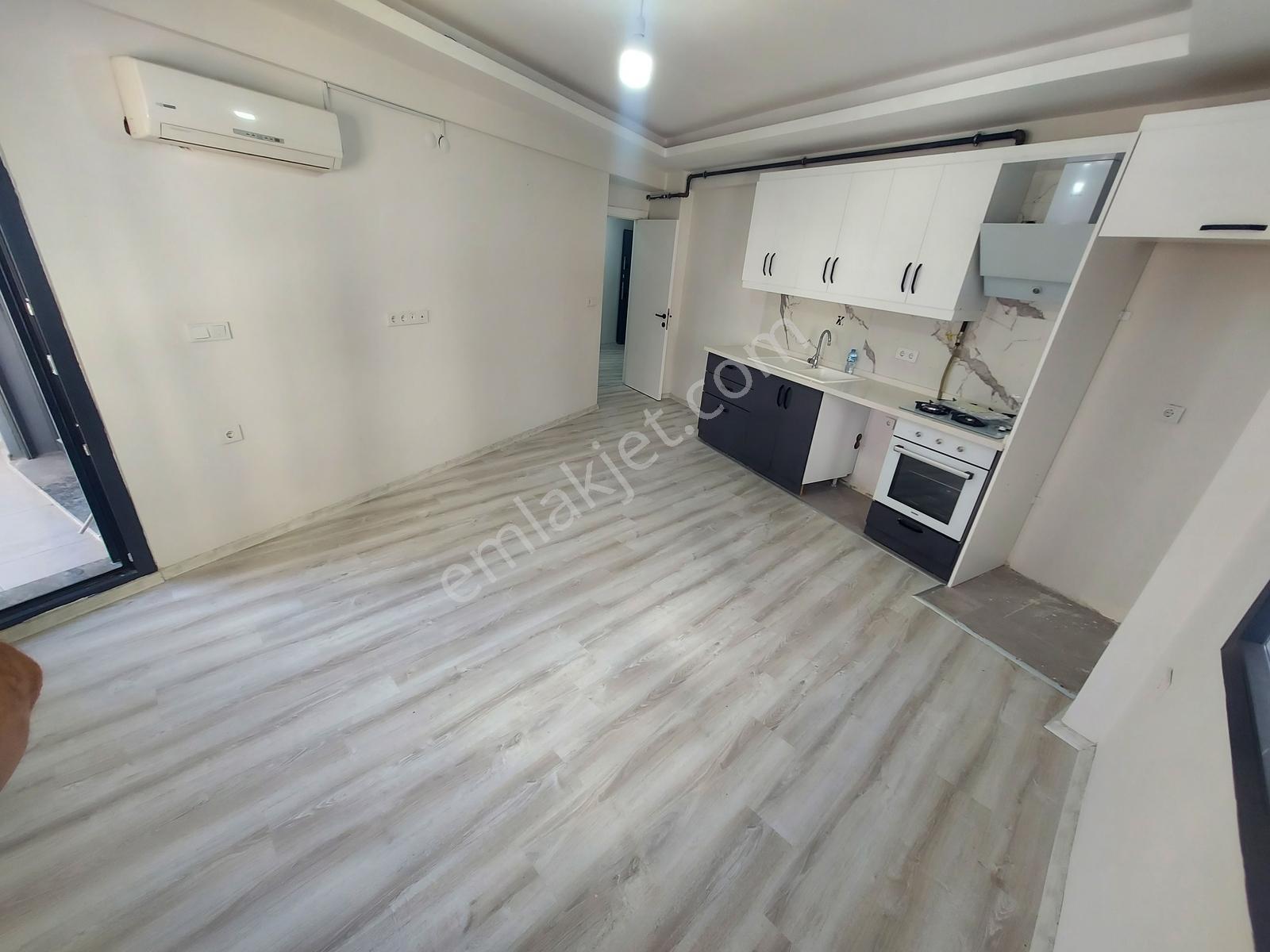 Seferihisar Hastane Yakını Kiralık 2+1 Daire !!! - Görsel 2