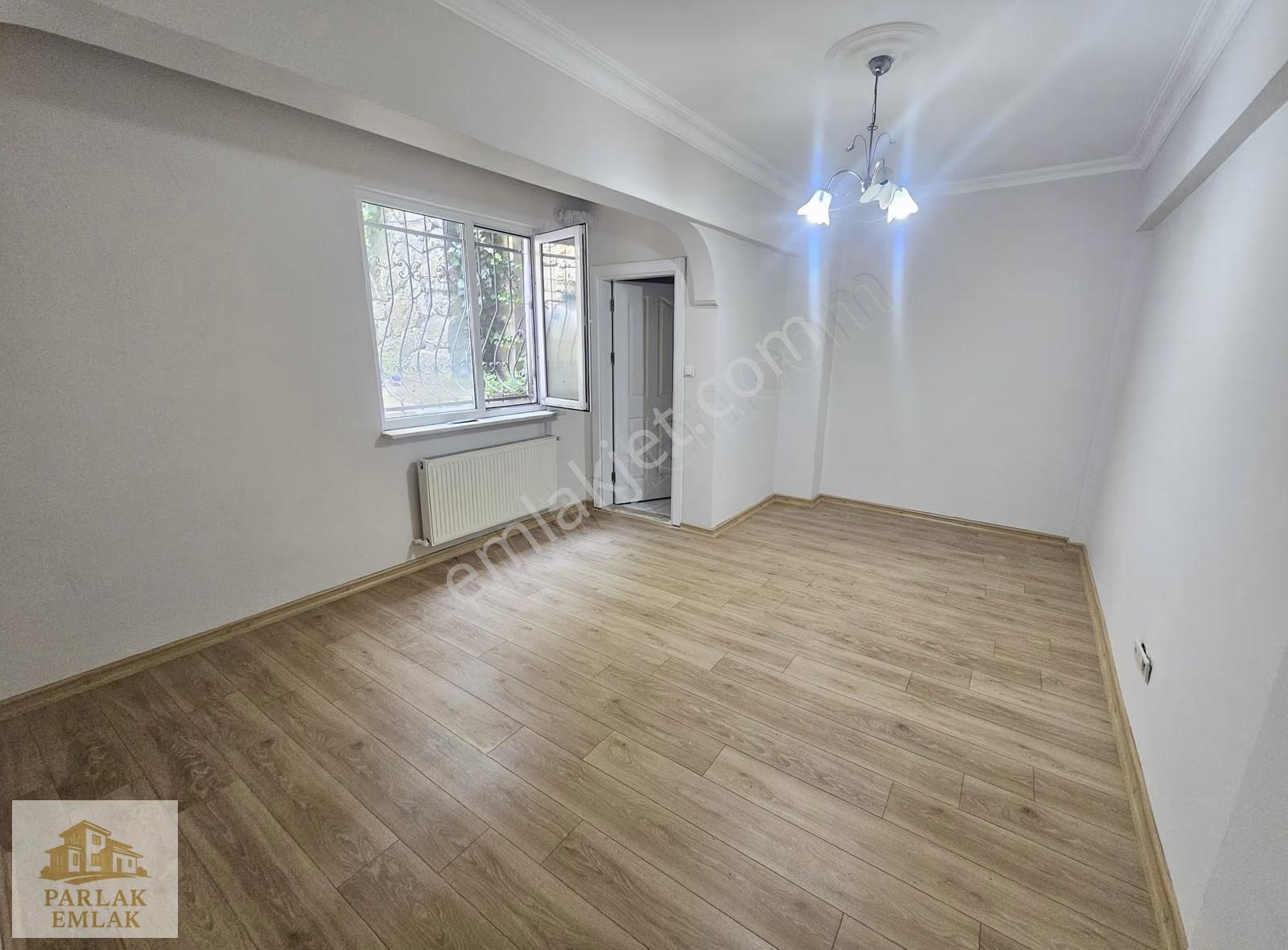 Üsküdar Merkez'de Asansörlü Genç Binada 3+1 150m2 Daire!! - Görsel 9